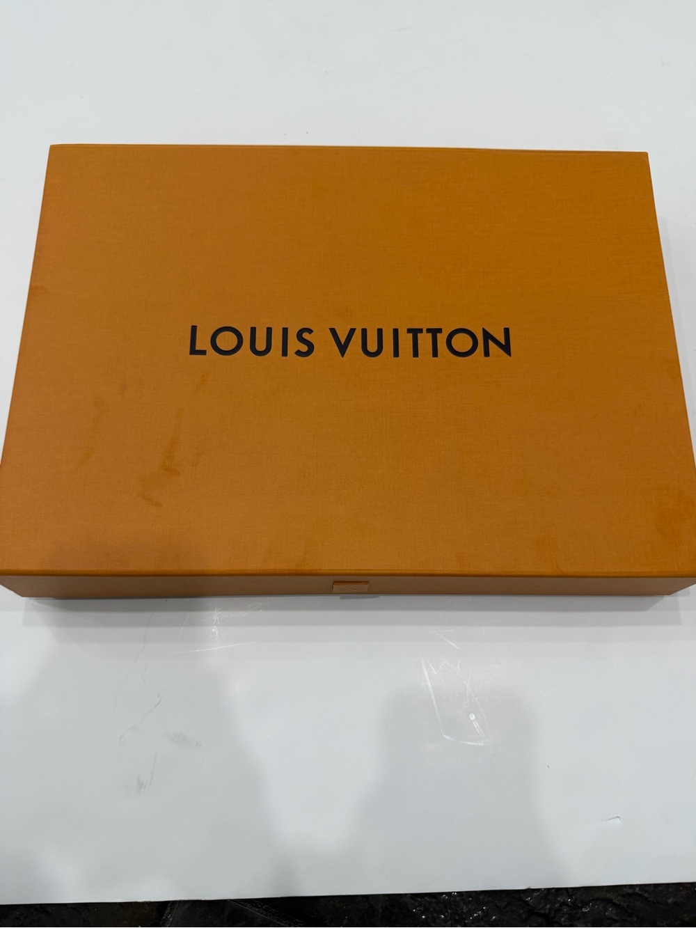 Louis Vuitton Cream and Gold Monogram Tag Detail Scarf - Picture 5 of 13